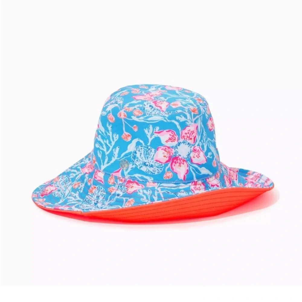 NWT Lilly Pulitzer Reversible Canvas Hat Floral Blue and Pink